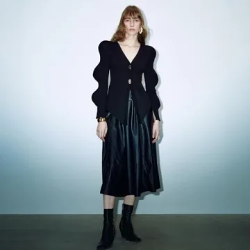 URBAN REVIVO Women Cardigan Sweaters Long Sleeve Knitted V-Neck Open Front Button Down Outwear Trendy Fall Winter Spring Black, X-Large