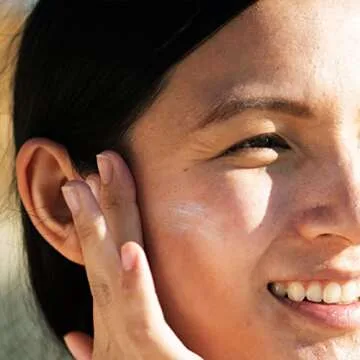 Bare Republic Mineral Gel Sunscreen SPF 30 Sunblock Face Lotion, Light and Hydrating Skin Care, 1.7 Fl Oz