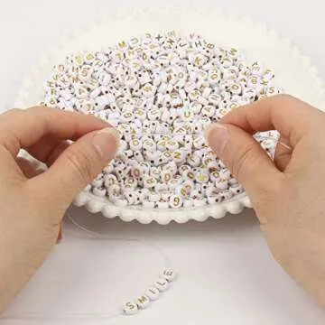 600pcs Acrylic Letter Beads Alphabet Gold Letters White Round Bead, 4x7mm, for Friendship Bracelets and Gifts Souvenir Jewelry Making