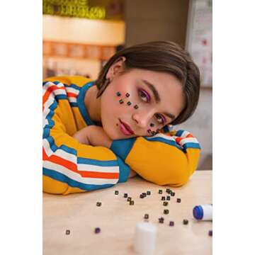 600pcs Acrylic Letter Beads Alphabet Gold Letters White Round Bead, 4x7mm, for Friendship Bracelets and Gifts Souvenir Jewelry Making