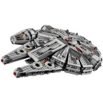 LEGO Star Wars Millennium Falcon 75105 Building Set