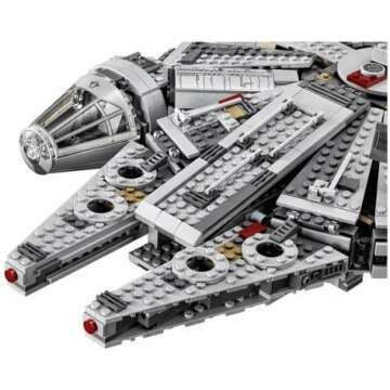 LEGO Star Wars Millennium Falcon 75105 Building Set