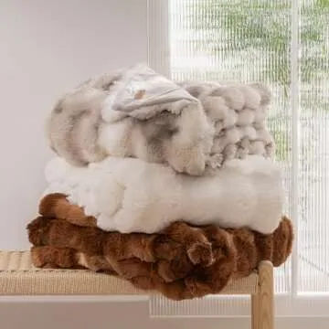 EVERGRACE Ultra Soft Luxury Fluffy Ridgeline Faux Rabbit Fur Throw Blanket, Thick Warm Bubble Throw for Bed, Cozy Plush Reversible Blankets for Couch, Chair, Sofa, Ivory White, 60x80 Inches, 870 GSM