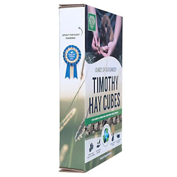 Nutritious Timothy Hay Cubes for Small Pets | 100% Natural