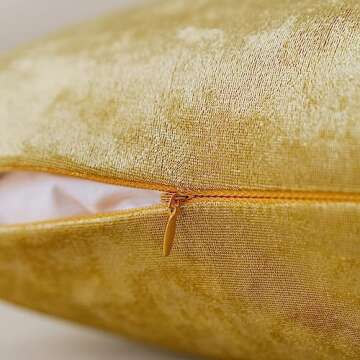 NiNi ALL Decorative Throw Pillow Covers Pack of 2, Velvet Throw Pillow Cases for Couch Pillows Cover Bedroom Living Room Outdoor Pillow Covers 20x20 Inch Gold