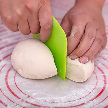 Dough Scraper Bowl Scraper Flexible Unbreakable Plastic Scrape with Scale for Baking Bench Scraper Multipurpose Food Scrapers kitchen tool for Bread Dough Cake Fondant Icing 2 Pcs White Green