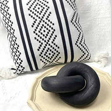 S-SNAIL-OO Hand Carved Wooden Ring Decor for Home