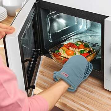Versatile Mini Oven Mitts for Confident Cooking and Baking
