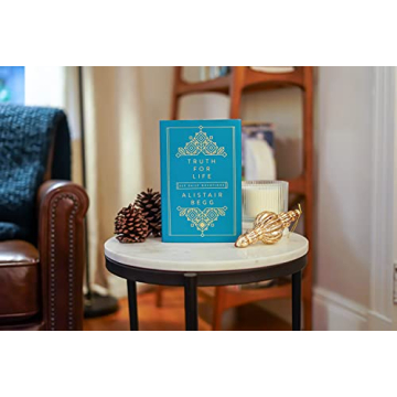 Truth For Life: 365 Daily Devotions for Faith Growth