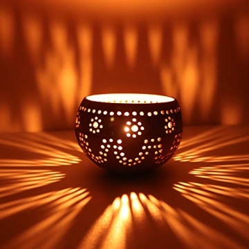 QTMY Eco-Friendly Coconut Candle Holders for Tealights | Handcrafted Style