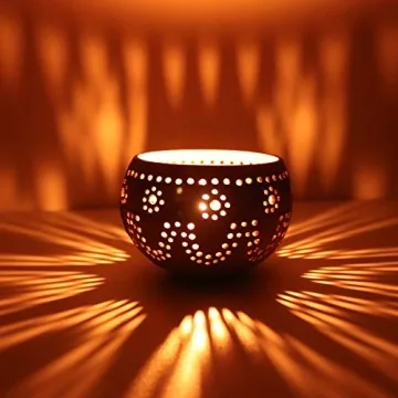 QTMY Eco-Friendly Coconut Candle Holders for Tealights | Handcrafted Style