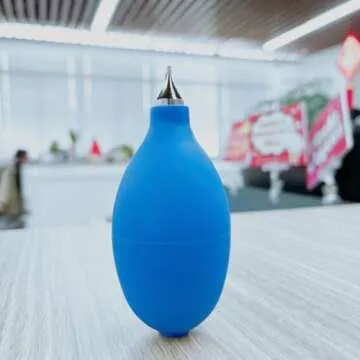 Mini Squeeze Ball Pump Duster for Cleaning Electronics and Hearing Aids
