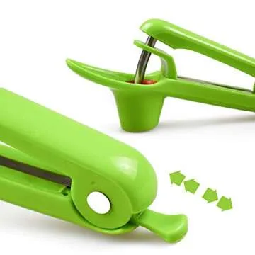 Cherry Pitter Tool, Cherry Stoner Olive Pitter Tool, Portable Kitchen Tool with Space-Saving Lock Design - Green