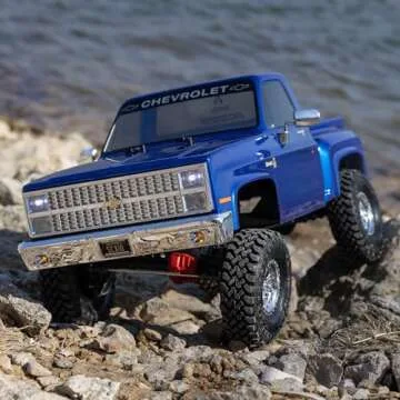Axial RC Truck SCX10 III Base Camp 82 Chevy K10 RTR (Ready-to-Run, Battery and Charger Not Included) Blue, AXI03030T1