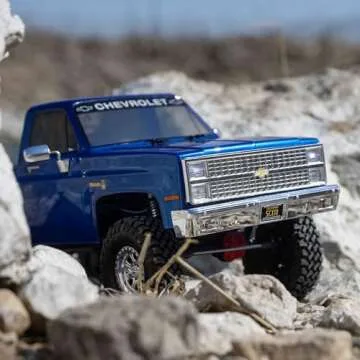 Axial RC Truck SCX10 III Base Camp 82 Chevy K10 RTR (Ready-to-Run, Battery and Charger Not Included) Blue, AXI03030T1