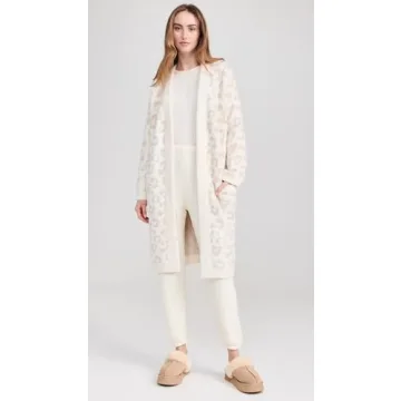 UGG Women's DISQUETTE Slipper - Cozy Comfort in Sand