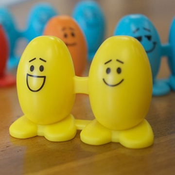 ThinkFun Balance Beans Math Game for Kids | Learning Toy