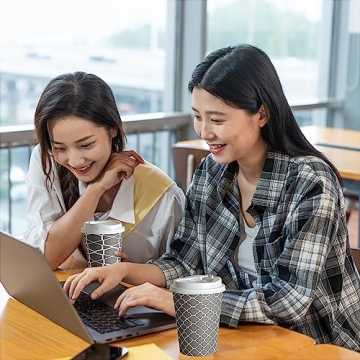 JOLLY PARTY 16 oz Disposable Coffee Cups with Lids