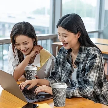 JOLLY PARTY 16 oz Disposable Coffee Cups with Lids