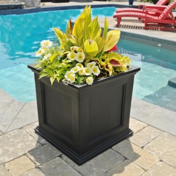 Mayne Fairfield Square Self-Watering Planter 20-Inch