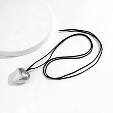 YURAOER Chunky Puffy Heart Choker Necklace - Big Heart Pendant Adjustable Velvet Chain Heart Necklaces for Women Y2K Trendy Jewelry Accessories (silver plated)