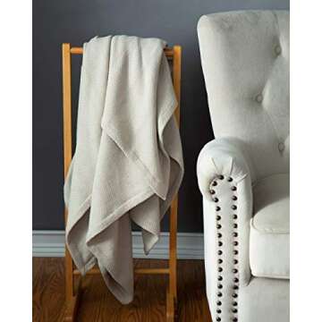 Sustainable Cotton Throw Blanket - Lightweight & Stylish
