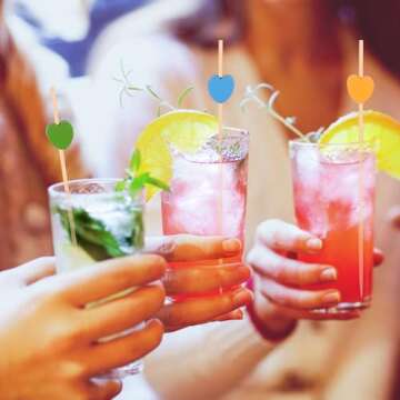 JtmyAota 100 Pack Fruit Toothpicks, Heart-Shaped Bamboo Cocktail Picks, Natural Bamboo Toothpicks for Appetizers Fruit Cake Dessert Barbecue Snacks Sandwiches (Pink)