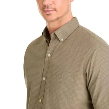 Van Heusen Men's Wrinkle-Free Button Down Shirt for Casual Style
