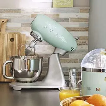 Smeg 50's Retro Stand Mixer in Pastel Green