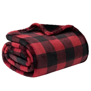 PAVILIA Buffalo Plaid Fleece Throw Blanket for Couches