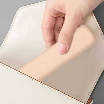 Compact & Stylish Travel Makeup Brush Holder - Silicone Case