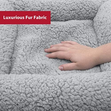 Comfy Kitty City Cat Bed for All Seasons | Easy Care