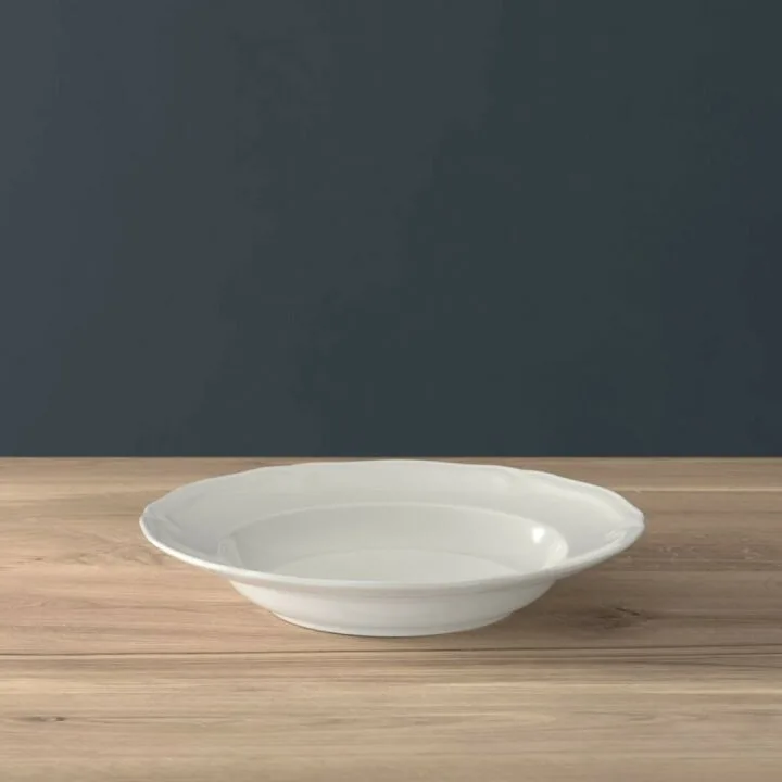 Villeroy & Boch Manoir 18-Piece Dinnerware Set