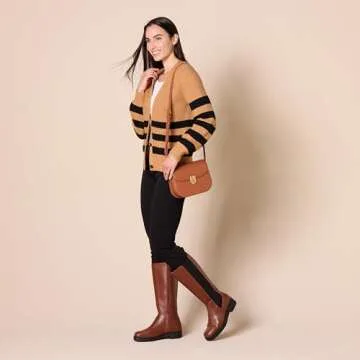 Amazon Essentials Women's Flap Bag, Tan, One Size