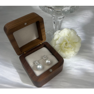 Lab Grown Diamonds - Freshwater Pearl And Diamond Earrings