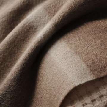 EP Mode 100% Pure Cashmere Throw Blanket for Sofa, Classic Design with Gift Box (Neutral Windowpane)