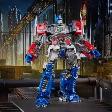 Transformers Movie Masterpiece Optimus Prime Collector Figure
