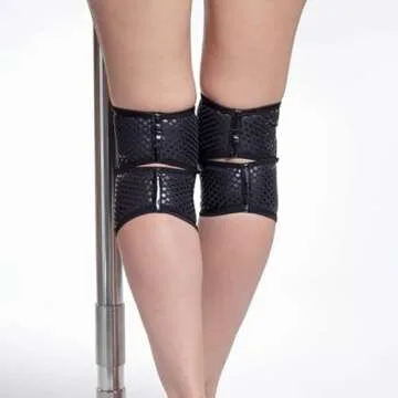Queen Wear – Sleek Black Grip – Pole Dance Knee Pads – Perfect Woman Protection for Pylon Ballet Modern Dance and Indoor Sports (S)