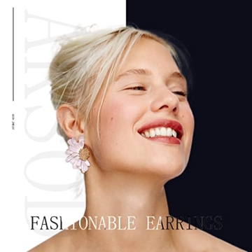 Aksod Vintage White Flower Earrings - Comfortable & Elegant