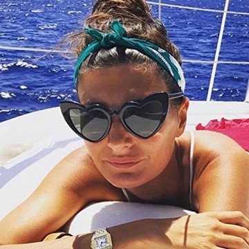 YOSHYA Clout Goggle Heart Sunglasses Vintage Cat Eye Mod Style Retro Kurt Cobain Glasses (Red Grey)