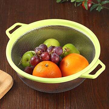 HiramWare Stainless Steel Colander With Handle and Legs, Large Metal Green Strainer for Pasta, Spaghetti, Berry, Veggies, Fruits, Noodles, Salads, 5-quart 10.5” Kitchen Mesh Colander, Dishwasher Safe