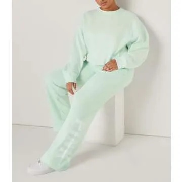 Victoria's Secret Women's PINK Logo Heritage Sweatpants, Womens Sweatpants, Light Green, (M)