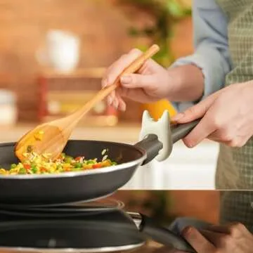 Spoon Rest for Cooking - 2pcs Wok Spatula Holder Silicone Adjustable Kitchen Utensil Rest for Pot Boil Over Spill Stopper Kitchen Gift Gadgets