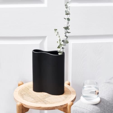 Luxe Infinity Black Ceramic Vase for Flower Displays and Decor