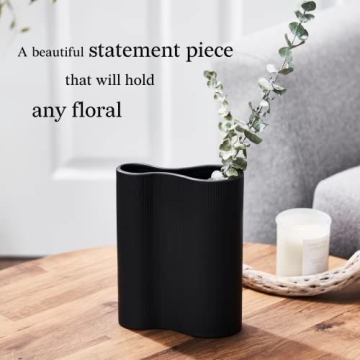 Luxe Infinity Black Ceramic Vase for Flower Displays and Decor