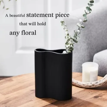 Luxe Infinity Black Ceramic Vase for Flower Displays and Decor