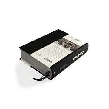 Chanel Catwalk: The Complete Collections - 2nd Edition