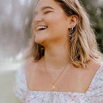 Aobei Pearl 18K Gold Lion Medallion Pendant Necklace 3D Lion Head Paper Clip Cuban Chain Choker Layering Necklace Sets for Women Round Circle Disk Statement Jewelry 15’’