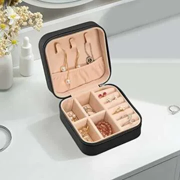 WELLDAY Jewelry Box Western Desert Cowboys Portable Jewelry Travel Case Organizer Bag Storage Box for Necklace, Earrings, Rings, Bracelet