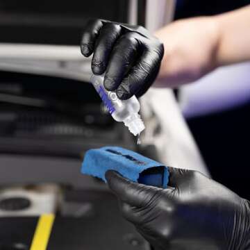 Gyeon Trim EVO 30ml - Black Trim Restorer | Hydrophobic Ceramic Coating Kit for Plastic Trim | Bring Your Faded Trim Back to Black | Long Term Protection for New Car Trim